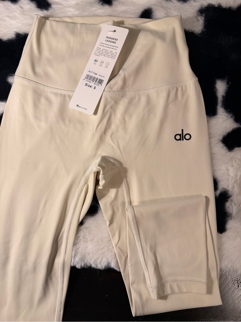 ALO Yoga Cream High-Rise  Leggings